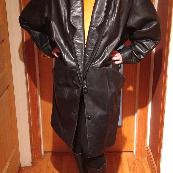Black Leather coat - Picture 1 of 5